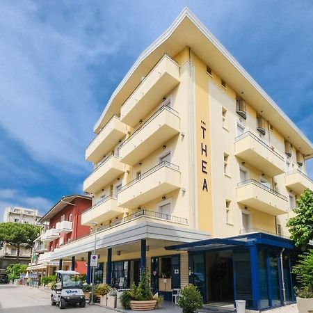 Hotel Thea เบลลาเรีย-อีเจอา มารีนา ภายนอก รูปภาพ